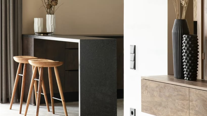 Choosing the Right Furniture for Modern Homes